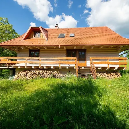 Woodlovers Сasa de vacaciones Zemianske Podhradie